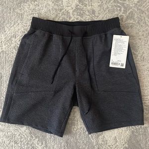 Lululemon NWT Men’s At Ease Short 7” - Heather Black/Black